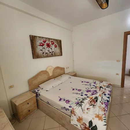 Apartment Izi *